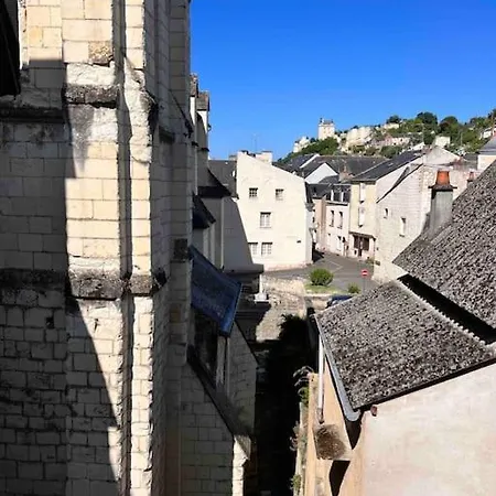 La Tour De L Horloge, Appt Typique A 500M Du Chateau Chinon Exterior photo